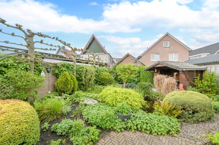 Foto 47 van Hamburgerweg 174