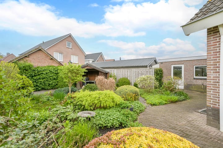 Foto 48 van Hamburgerweg 174