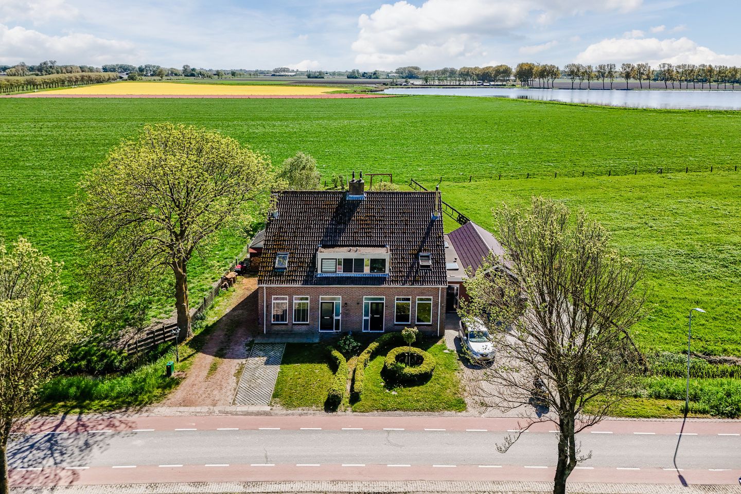 Foto 1 van Middenweg 16