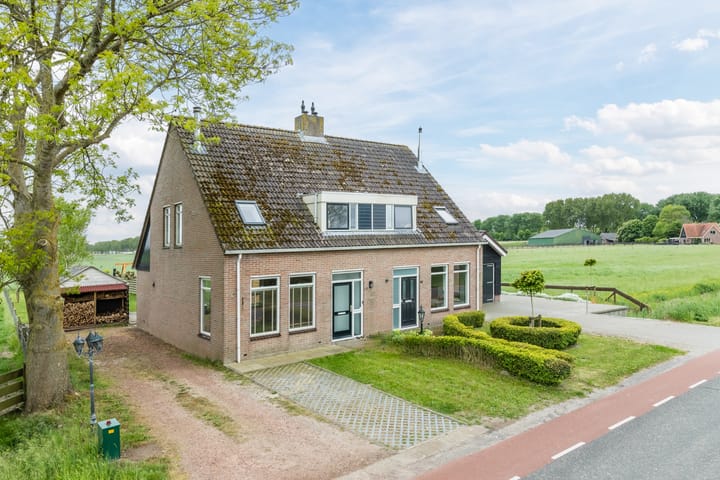 Foto 2 van Middenweg 16