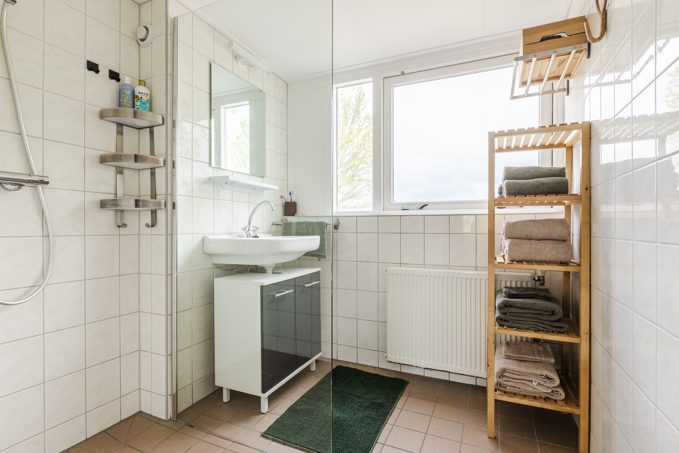 Foto 36 van Middenweg 16