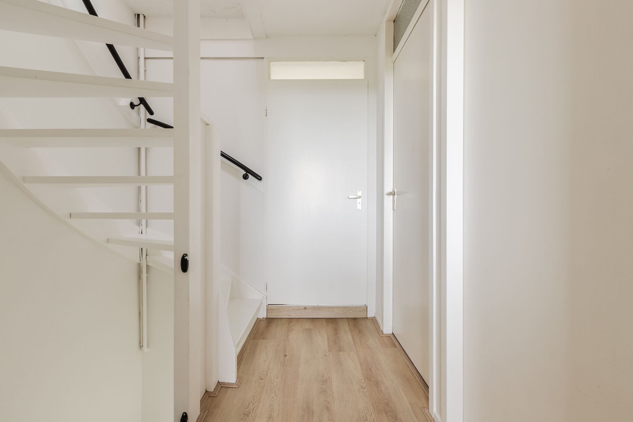 Foto 39 van Middenweg 16