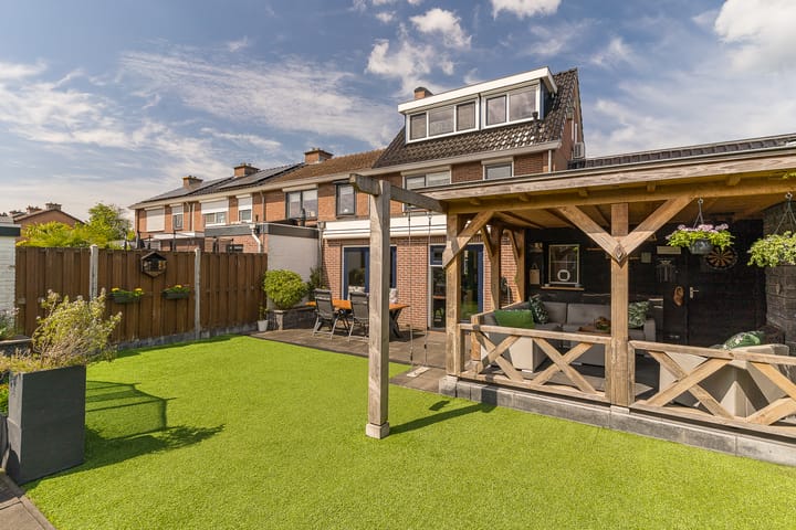 Foto 43 van Papaverweg 26