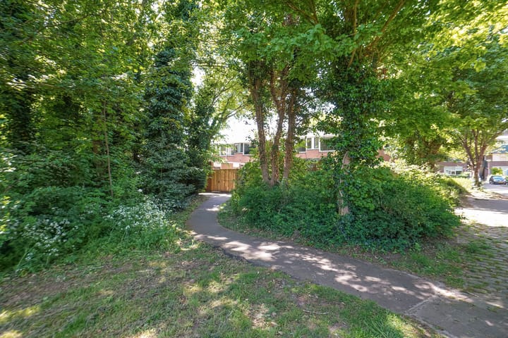 Foto 52 van Lehárstraat 56