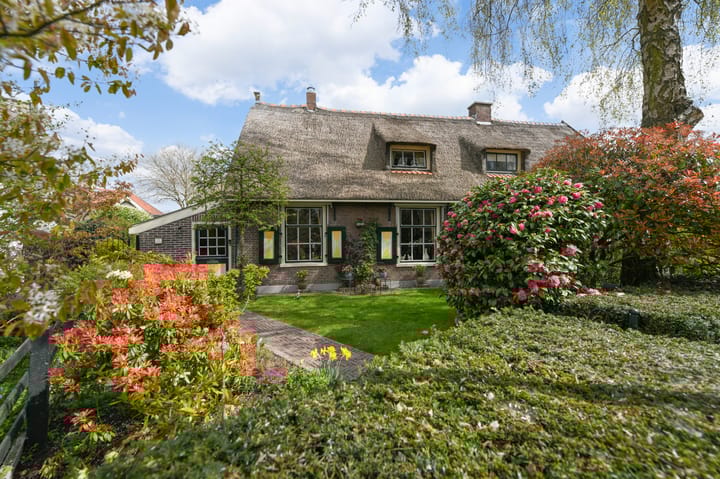 Foto 2 van Valkenaarstraat 35