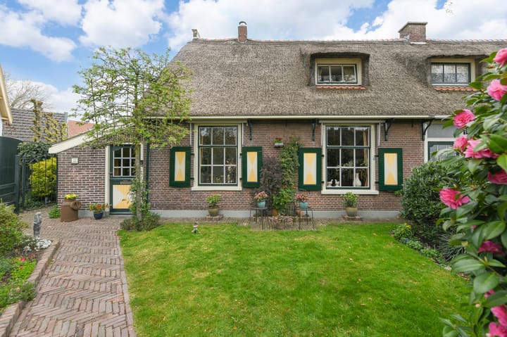 Foto 3 van Valkenaarstraat 35