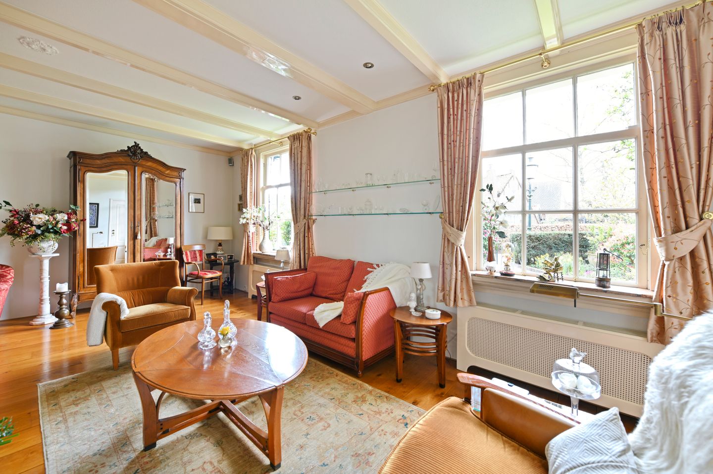 Foto 10 van Valkenaarstraat 35