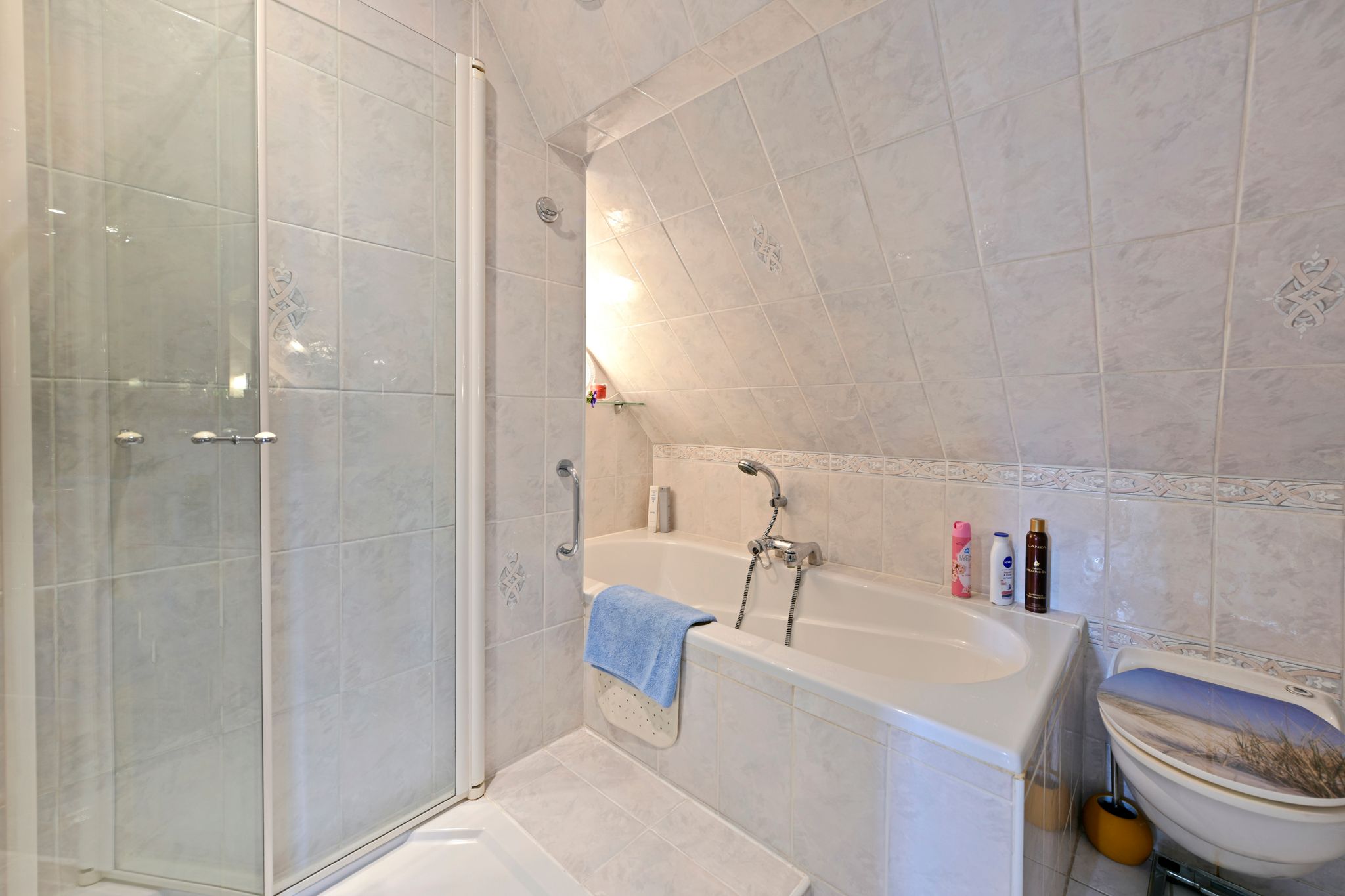 Foto 27 van Valkenaarstraat 35