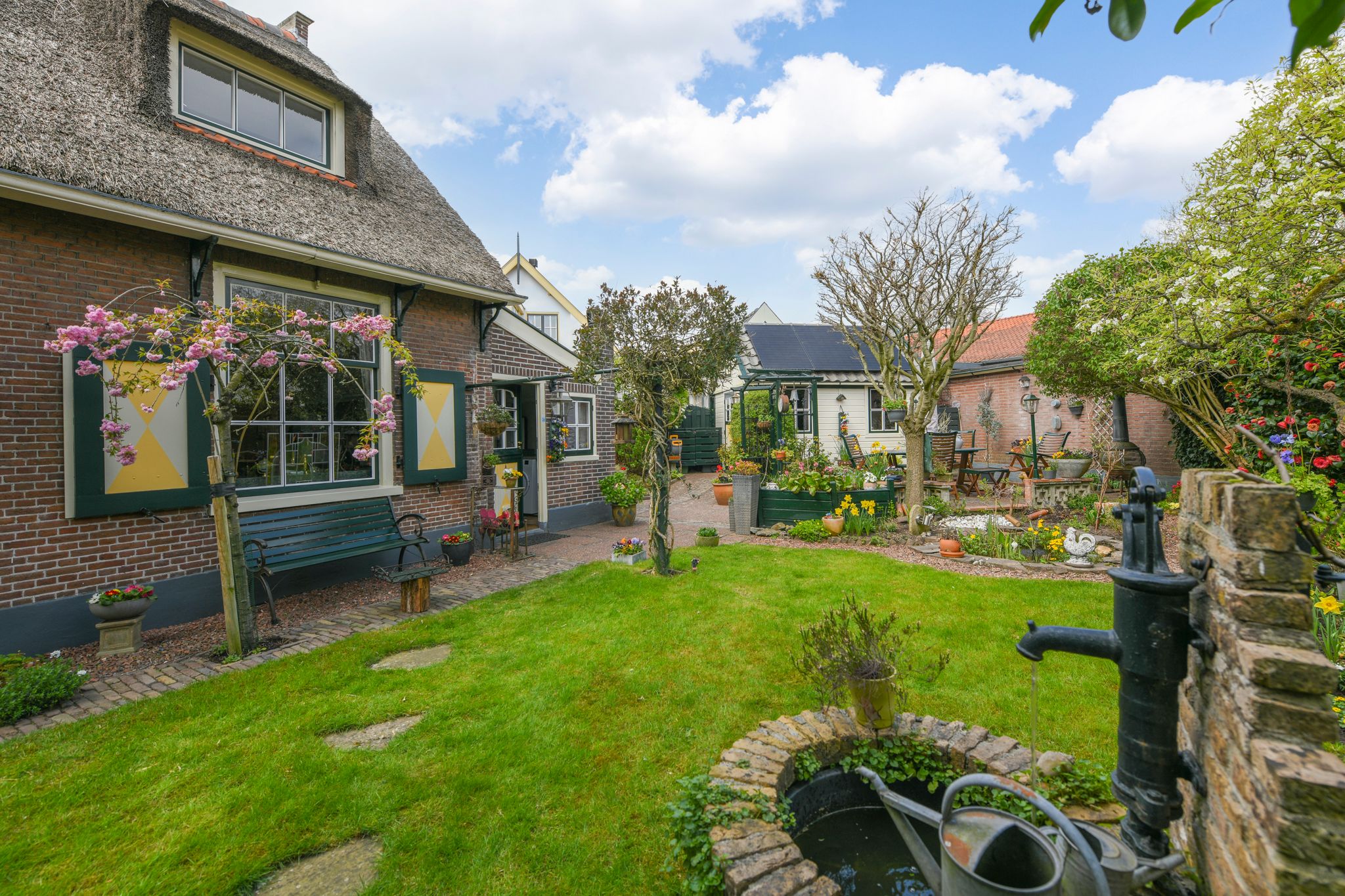 Foto 36 van Valkenaarstraat 35