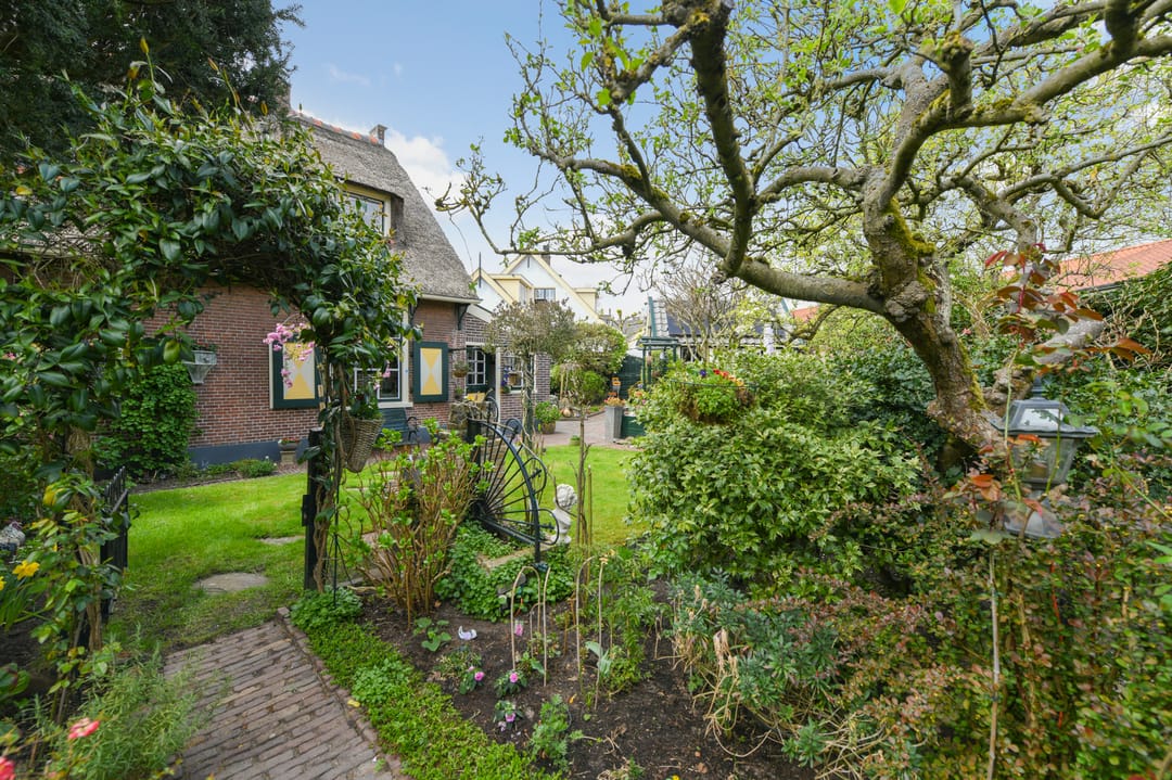 Foto 37 van Valkenaarstraat 35