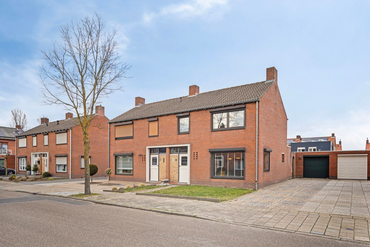 Photo 1 of Sint Odastraat 10