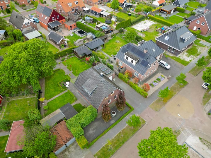 Foto 42 van Markedwarsweg 10