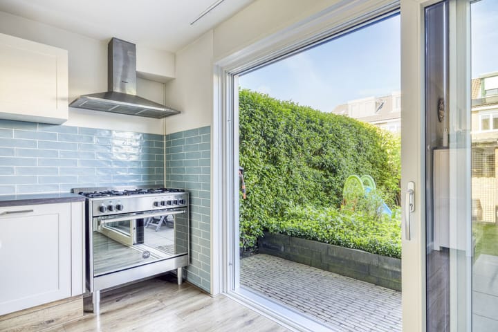 Photo 12 of Steur 77