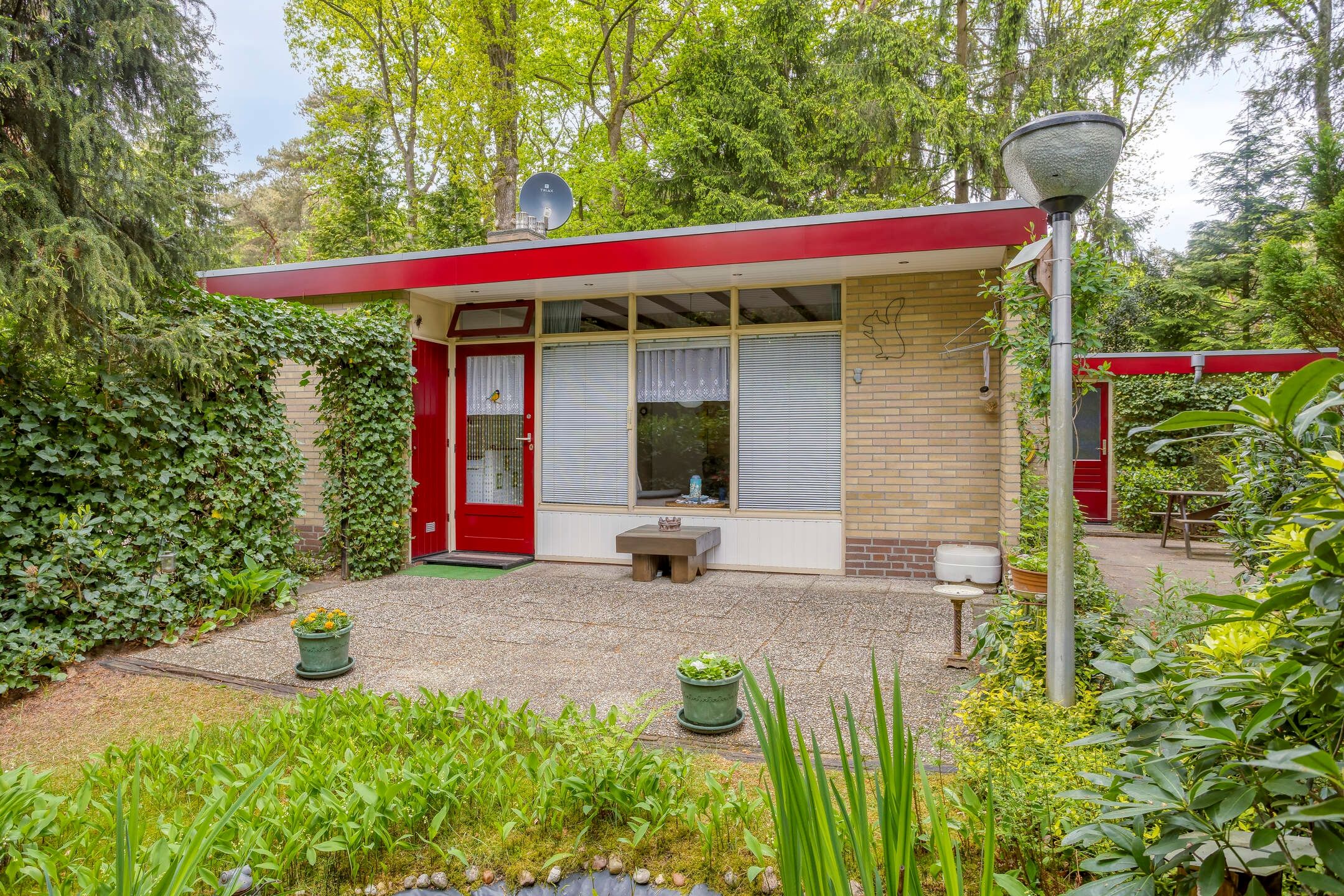 Foto 21 van Coevorderweg 17-41