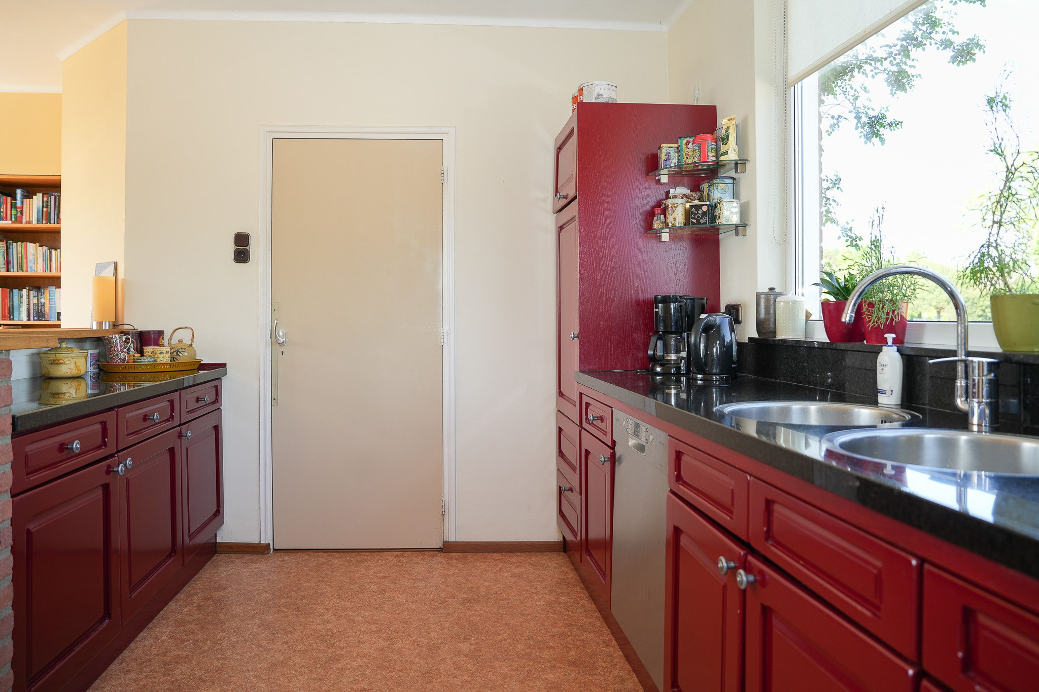 Photo 15 of van Heemstraweg 59