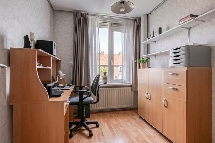 Photo 16 of Tullensstraat 33