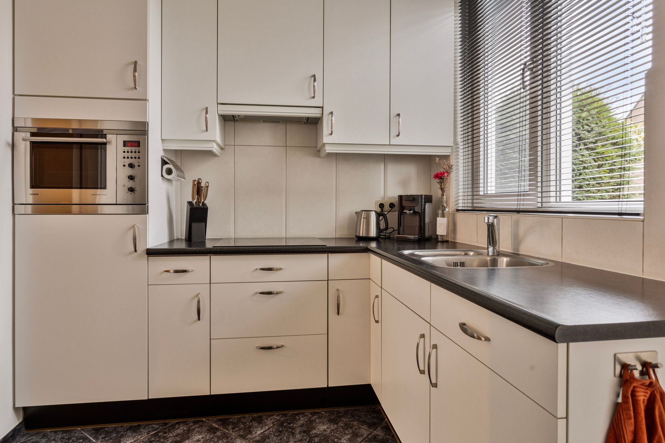 Foto 15 van Voorstestraat 2