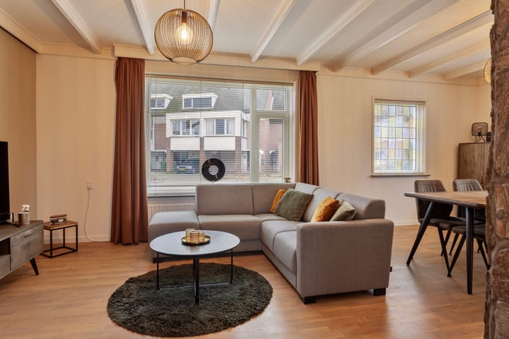 Foto 14 van Voorstestraat 2