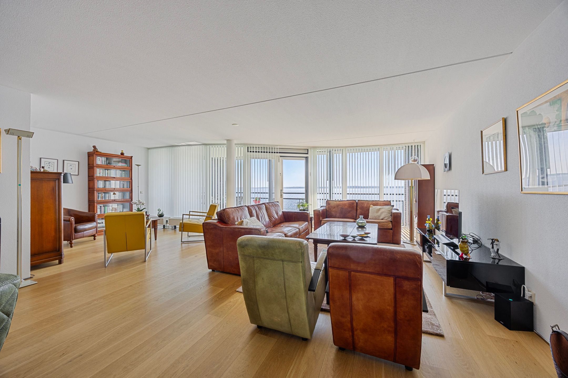 Photo 3 of Veldweg 38