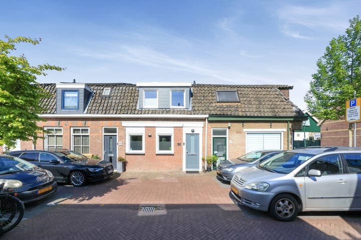 Foto 27 van Warmoesstraat 98