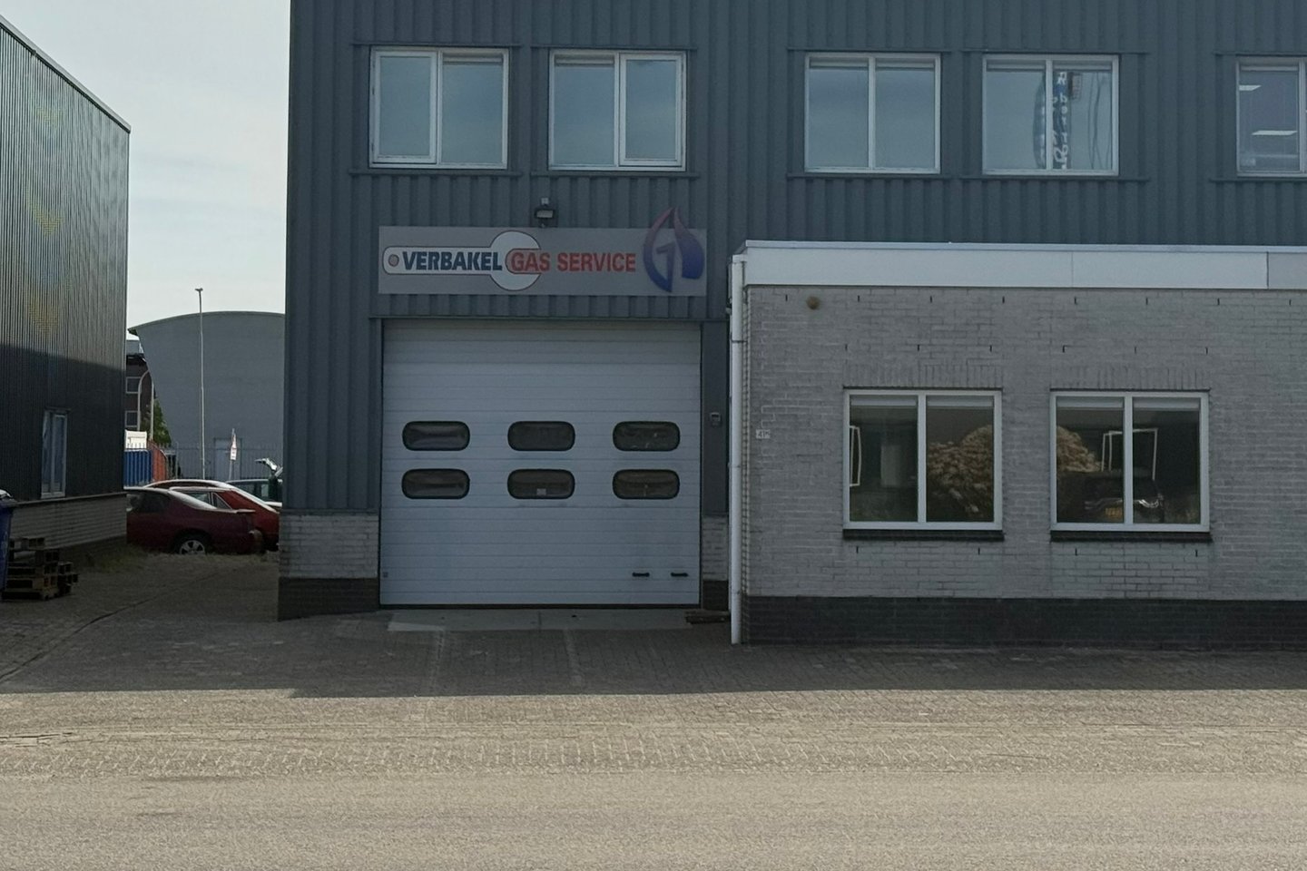 Bekijk foto 2 van Ambachtsweg 41-h