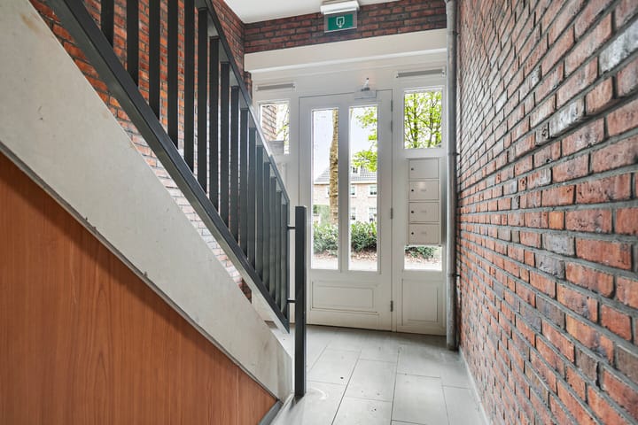 Foto 4 van Prof. Lorentzlaan 1-C