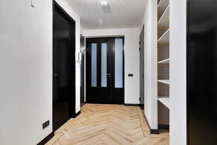 Foto 7 van Prof. Lorentzlaan 1-C