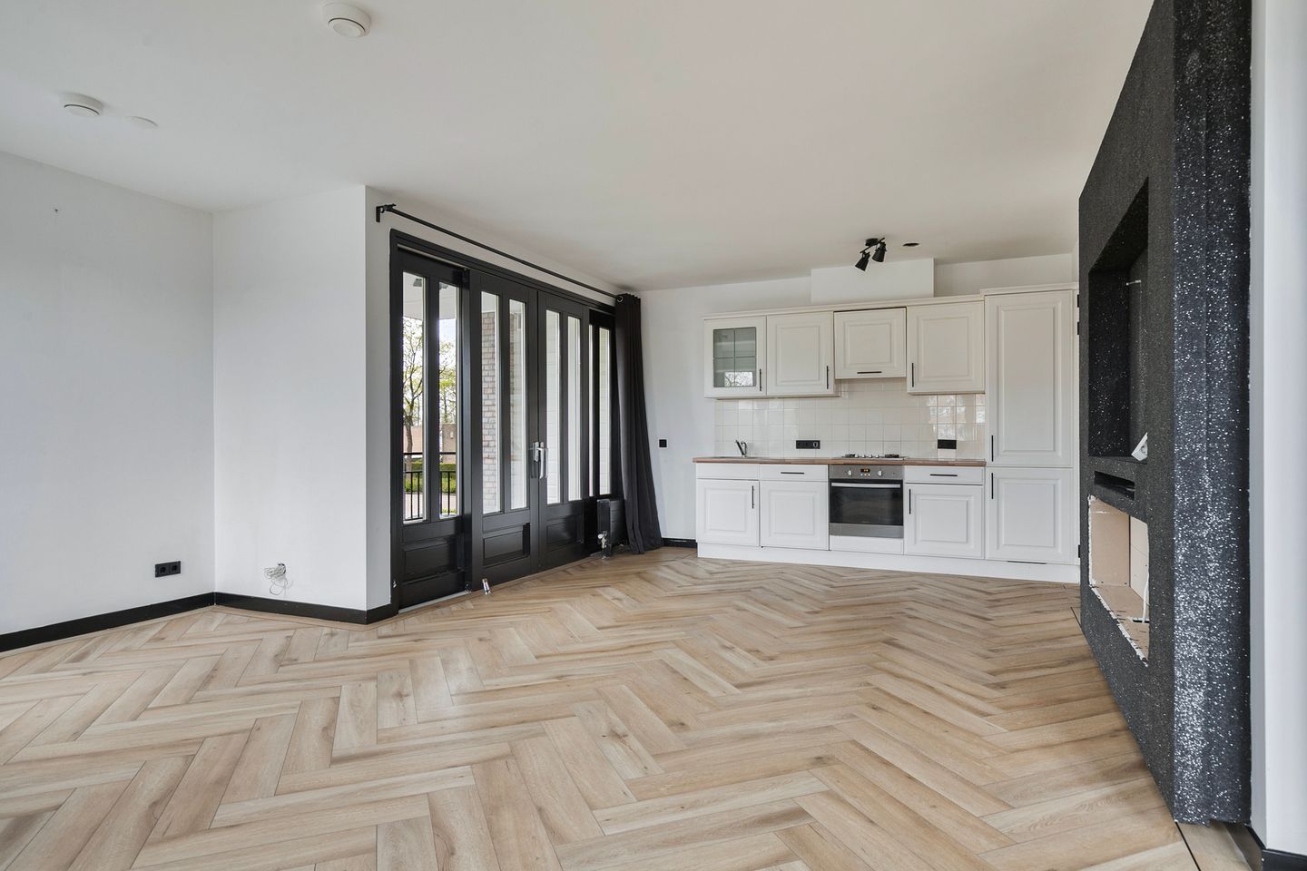 Foto 10 van Prof. Lorentzlaan 1-C