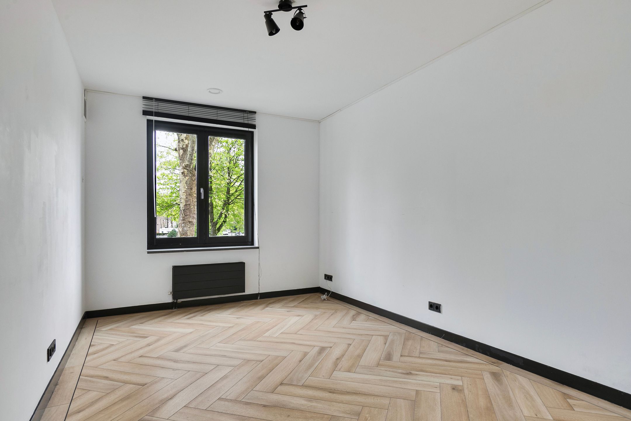 Foto 15 van Prof. Lorentzlaan 1-C