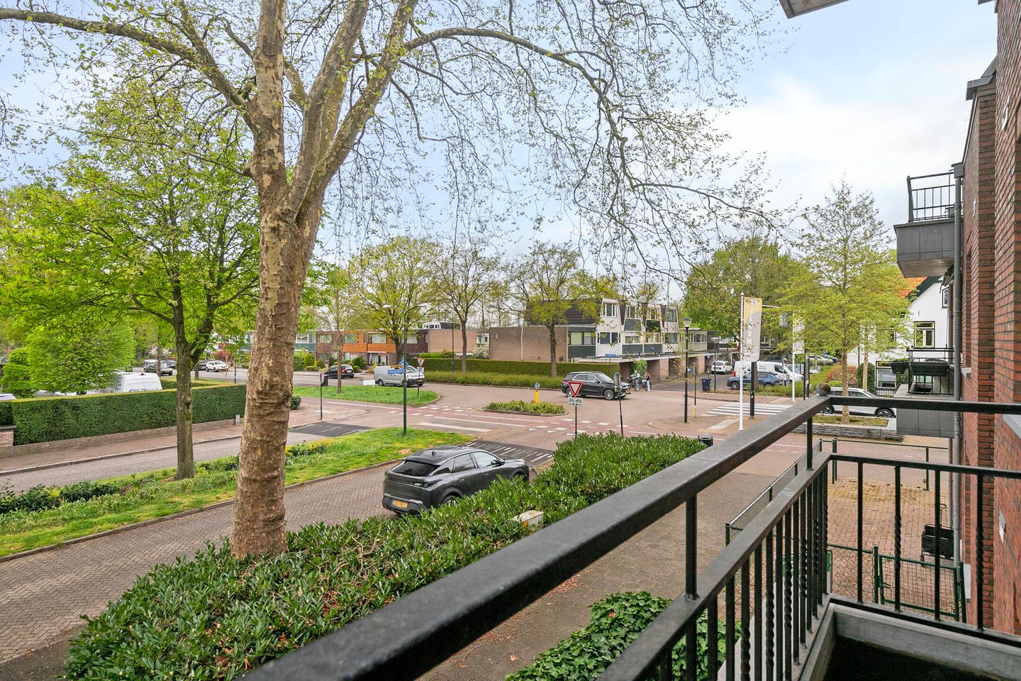 Foto 19 van Prof. Lorentzlaan 1-C