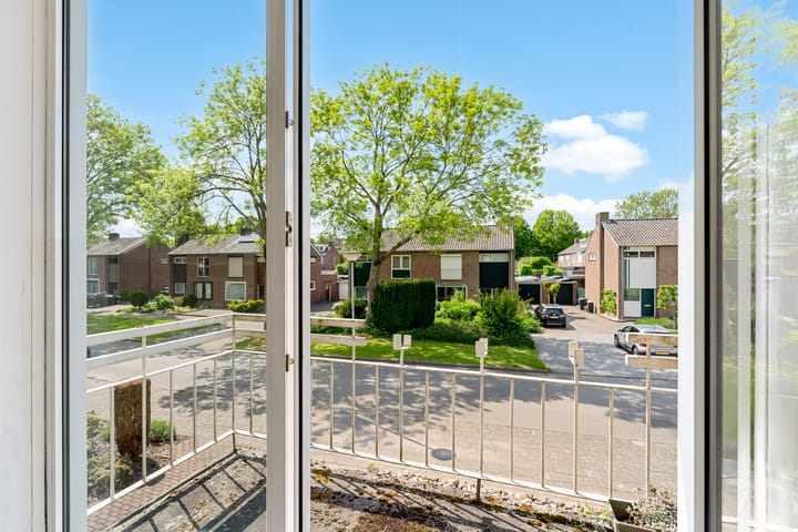 Foto 13 van Landsteinerstraat 14