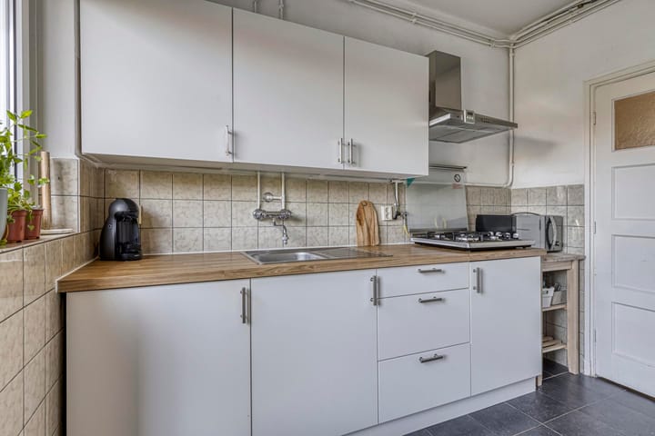 Foto 10 van Burg. Waszinkstraat 53