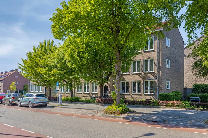 Foto 18 van Burg. Waszinkstraat 53