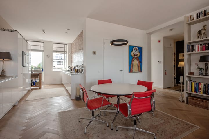 Foto 12 van Roelofsstraat 186