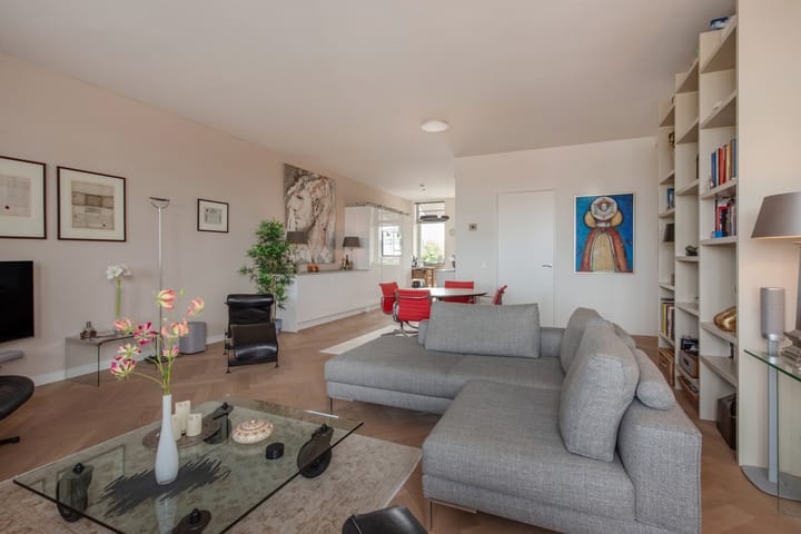 Foto 14 van Roelofsstraat 186