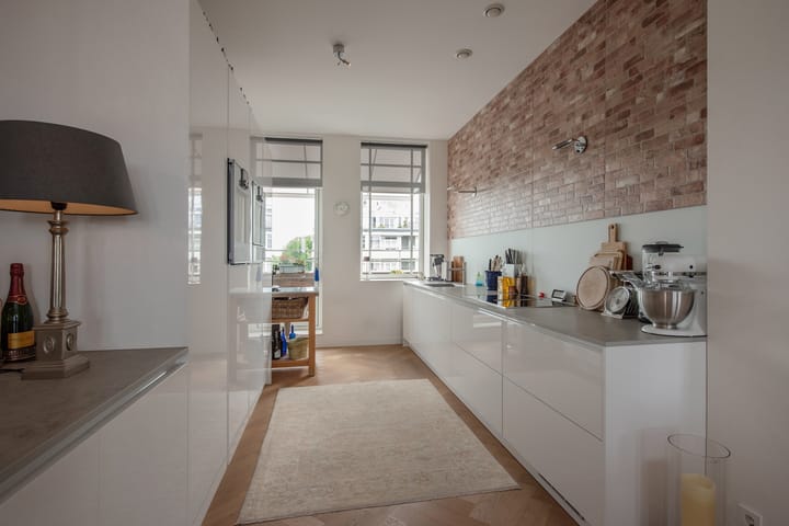 Foto 15 van Roelofsstraat 186