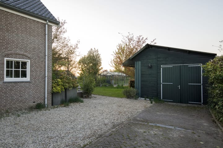 Photo 13 of Opperduit 334