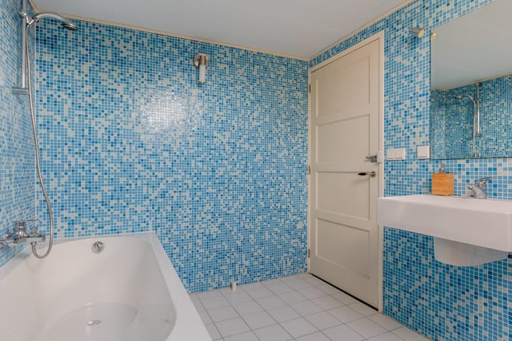 Photo 44 of Opperduit 334