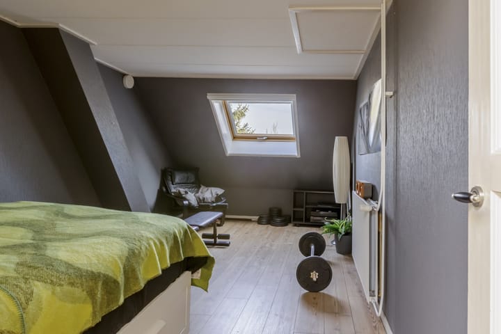 Photo 45 of Opperduit 334