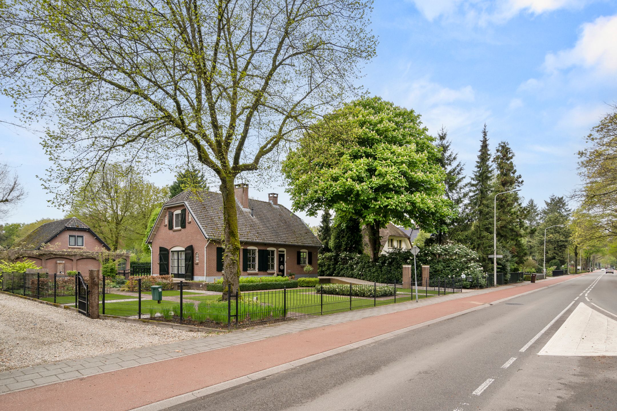 Foto 69 van Arnhemseweg 84