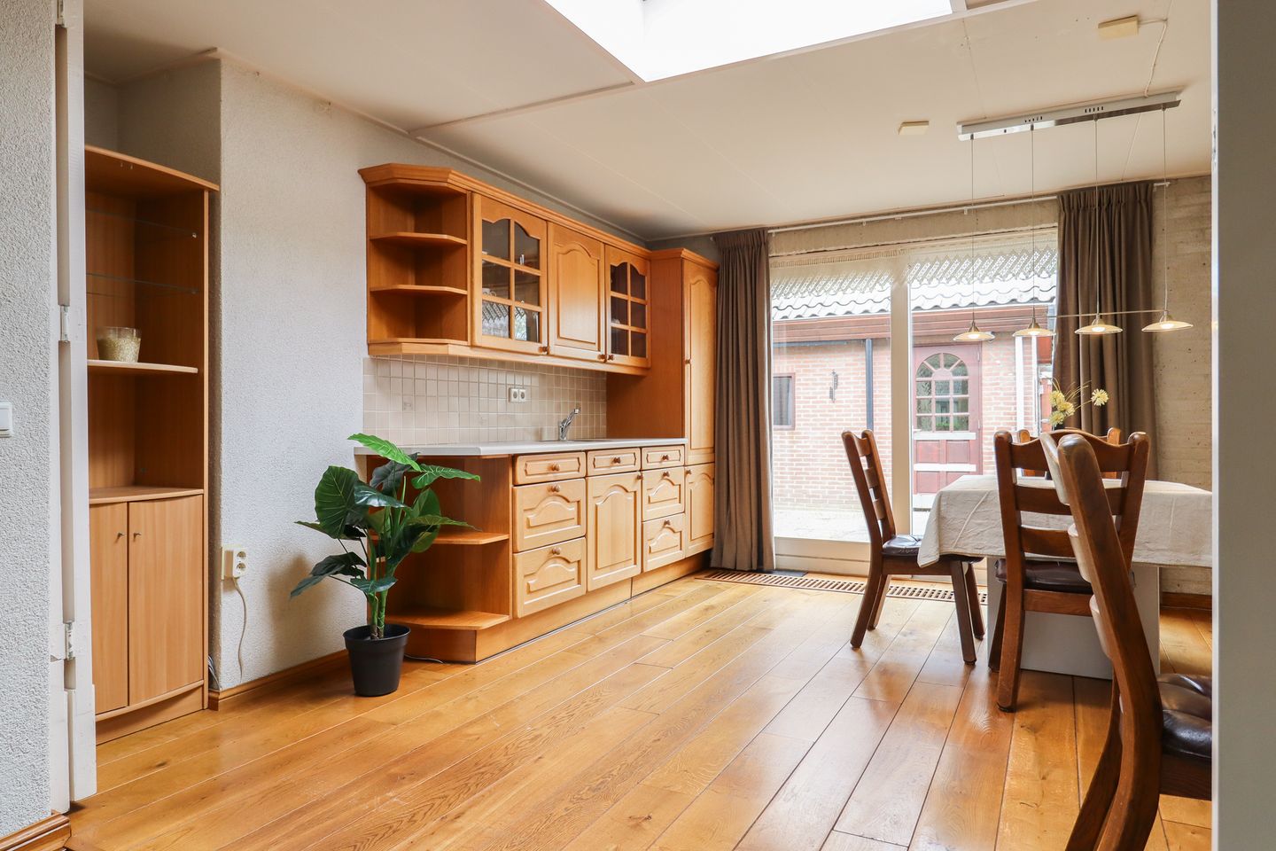 Foto 4 van Van Helsdingenstraat 9