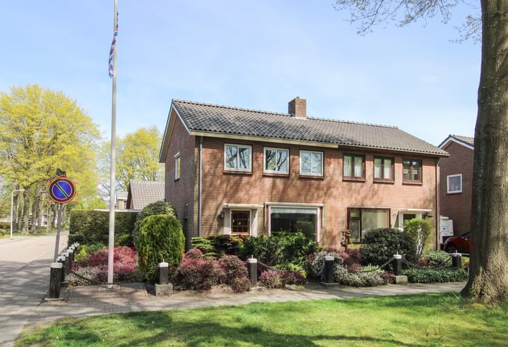 Foto 8 van Van Helsdingenstraat 9