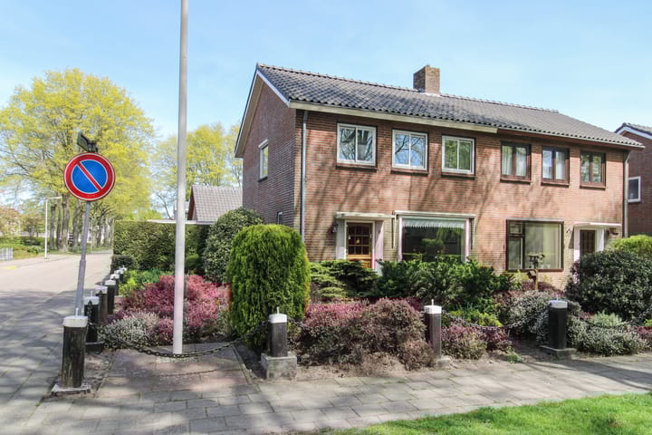 Foto 10 van Van Helsdingenstraat 9