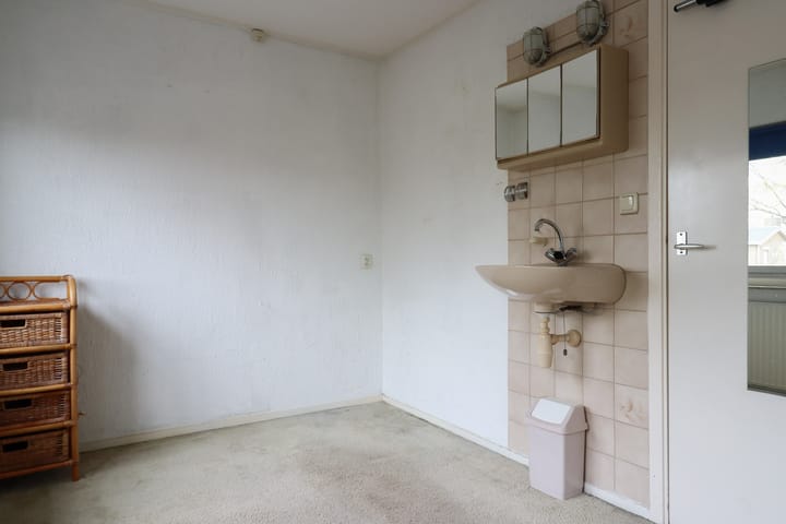 Foto 43 van Van Helsdingenstraat 9