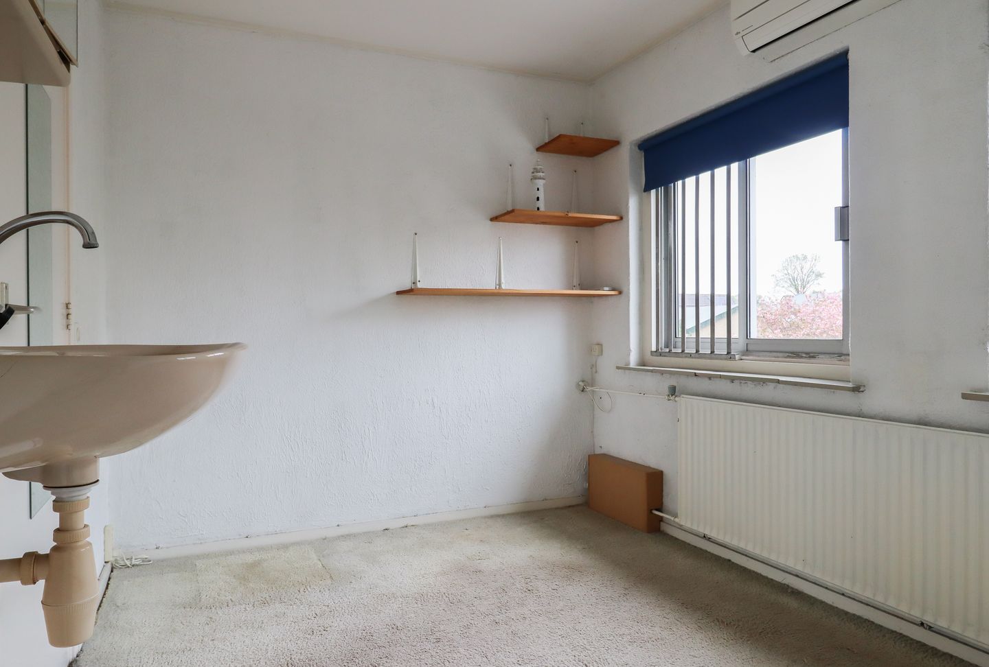 Foto 44 van Van Helsdingenstraat 9