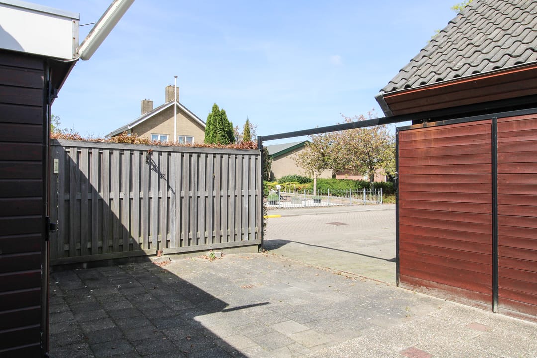 Foto 47 van Van Helsdingenstraat 9