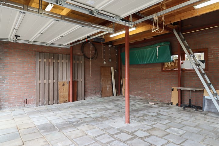 Foto 53 van Van Helsdingenstraat 9