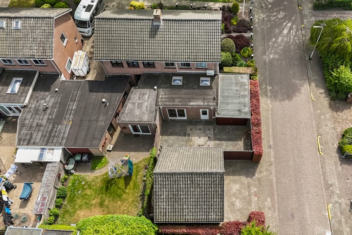 Foto 55 van Van Helsdingenstraat 9