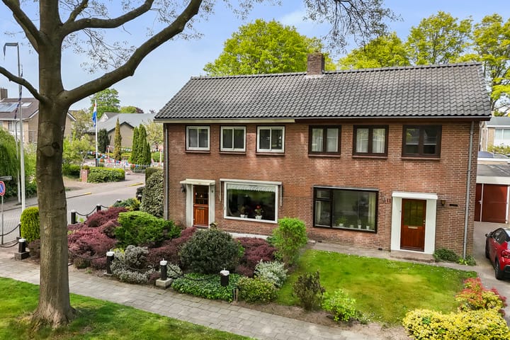 Foto 59 van Van Helsdingenstraat 9