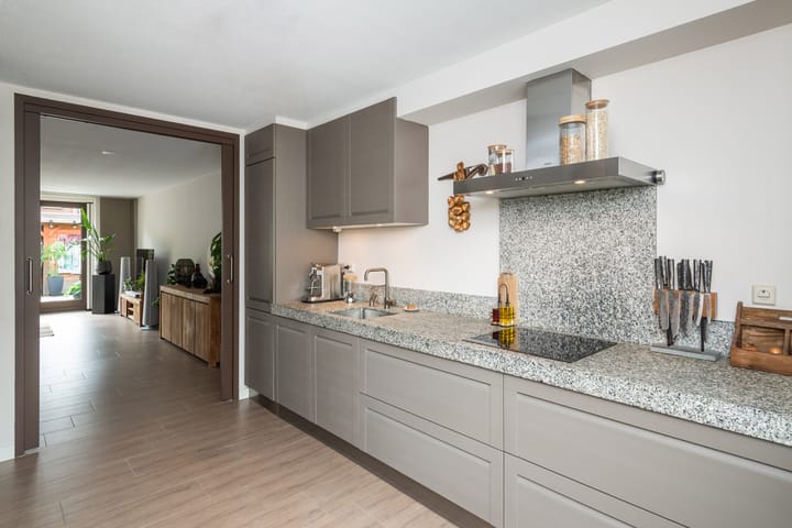 Foto 5 van Vilmos Huszárstraat 20